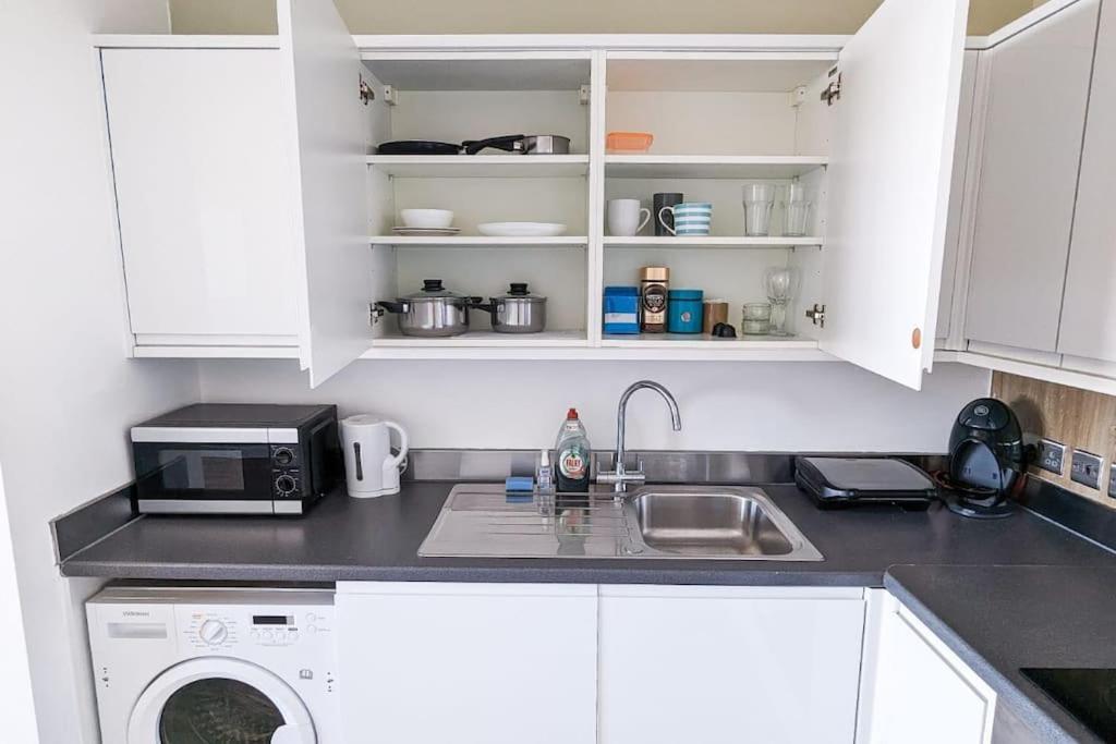 1 Bedroom City Centre Apartment Birmingham Extérieur photo
