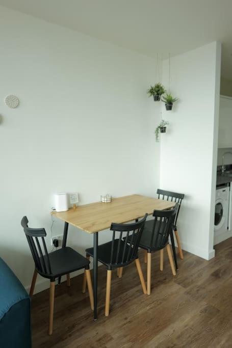 1 Bedroom City Centre Apartment Birmingham Extérieur photo