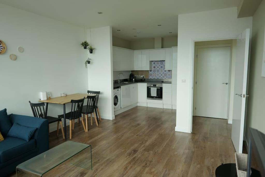 1 Bedroom City Centre Apartment Birmingham Extérieur photo